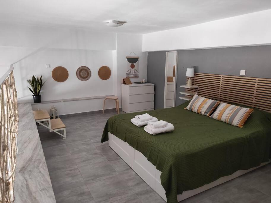 Апартаменти Oliva Loft Ермуполіс Екстер'єр фото